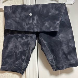 Lululemon Bike shorts, 10"